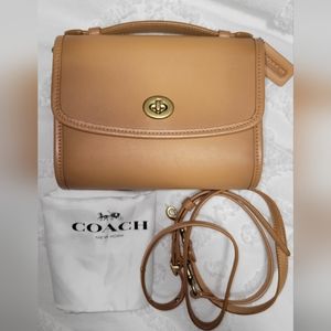 COACH KIP TURNLOCK CROSSBODY BAG AUTHENTIC Limited Edition Designer Bag